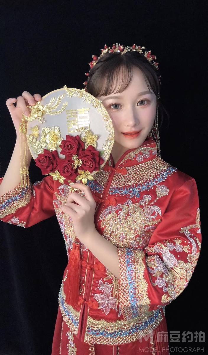 妆容模特