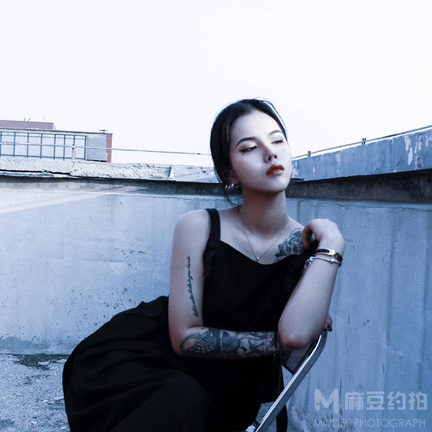 暗黑模特
