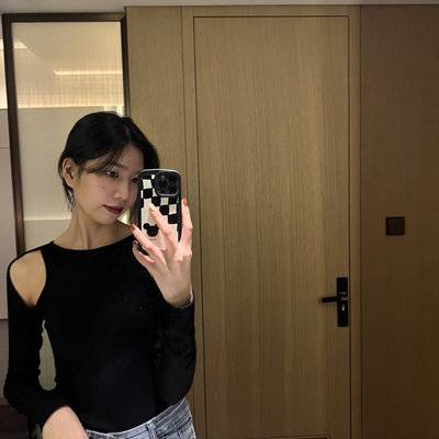 黑白模特