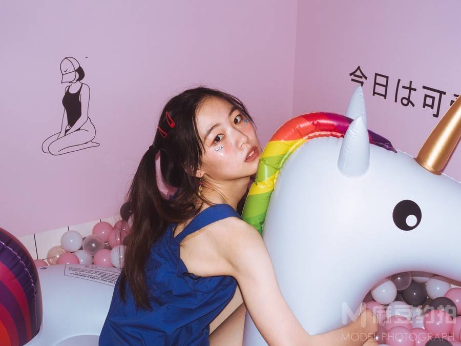 妆容模特