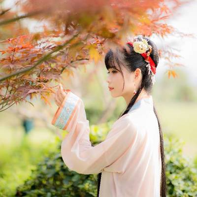 汉服模特