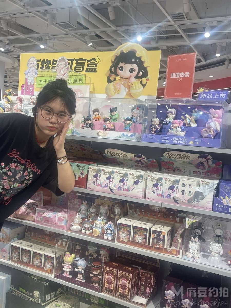 少女模特