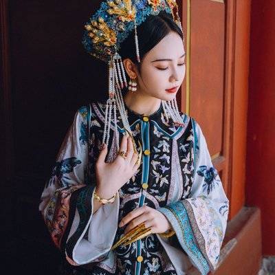 汉服模特