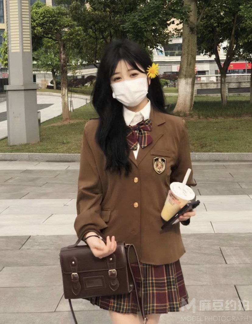 校园模特