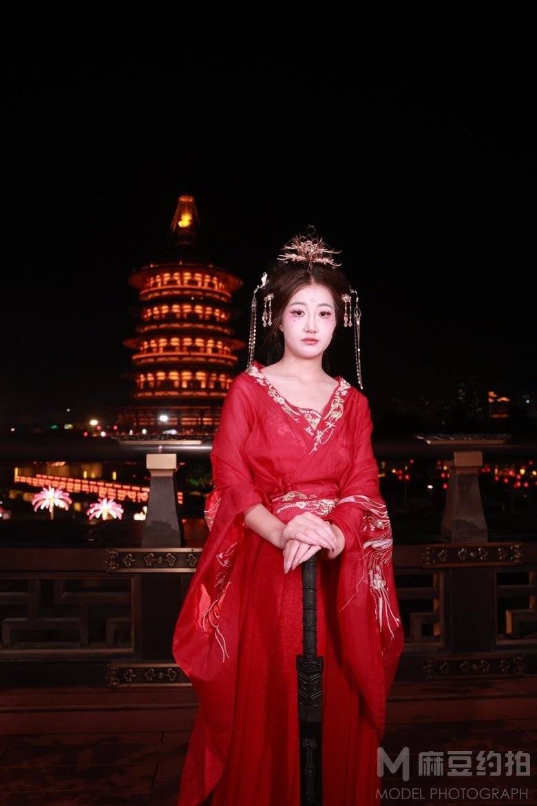 汉服模特