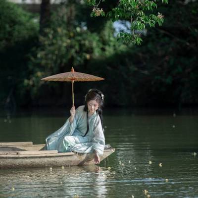 汉服模特