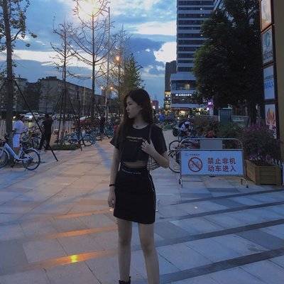 妆容模特