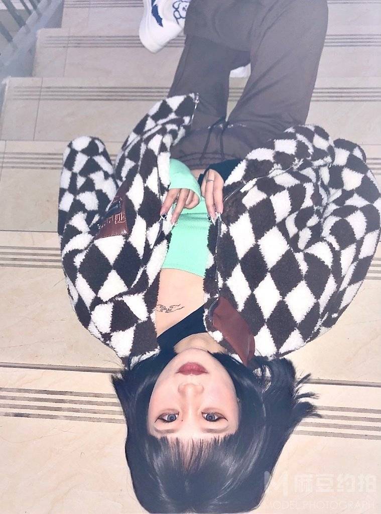 暗黑模特