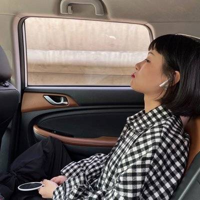黑白模特
