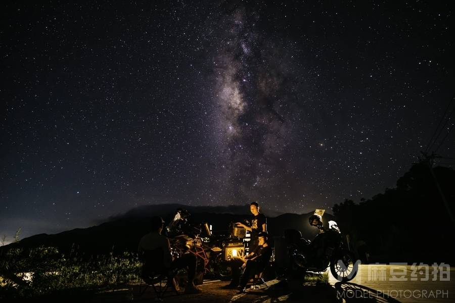 夜景模特