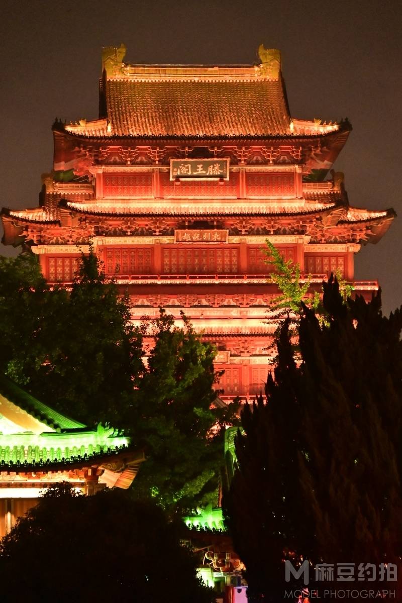 夜景模特
