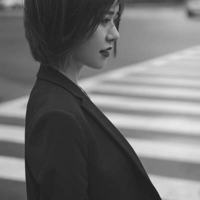 黑白模特
