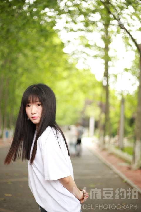 清新模特