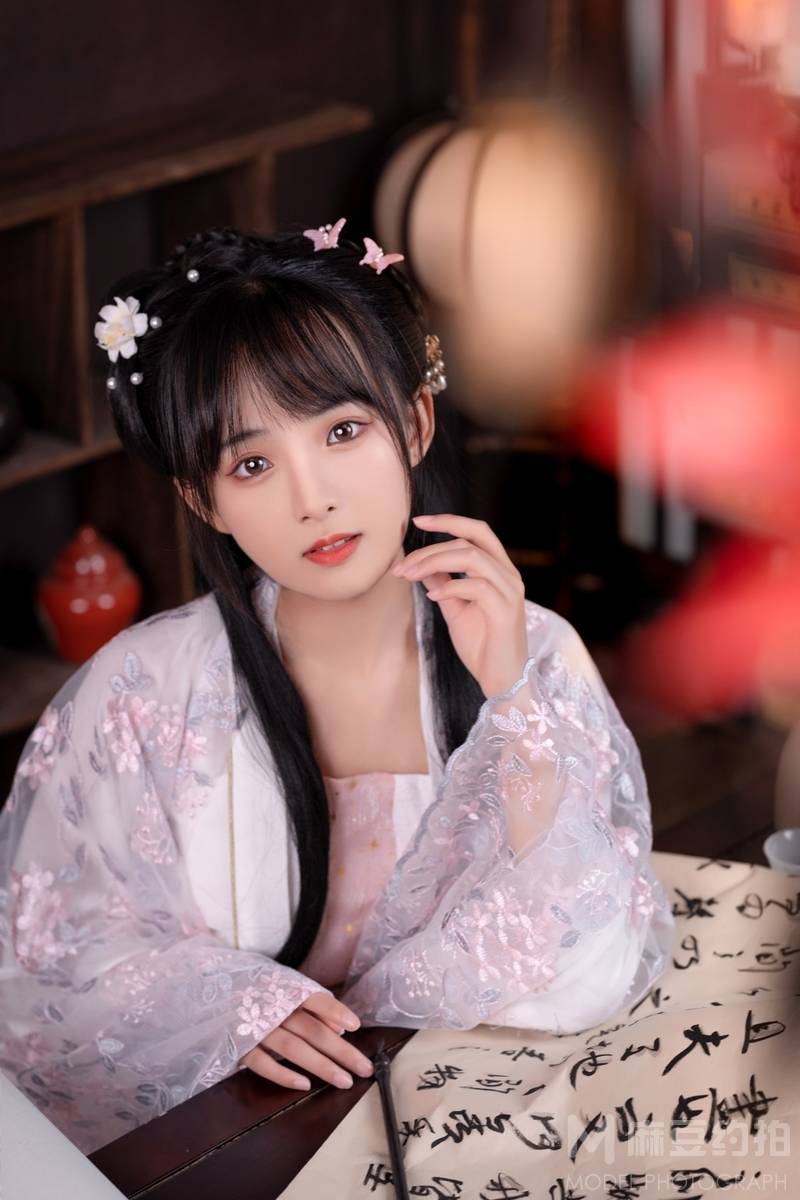 胶片模特