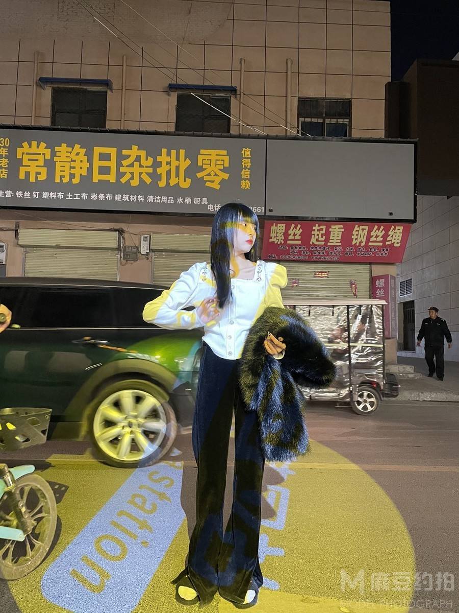 情侣模特