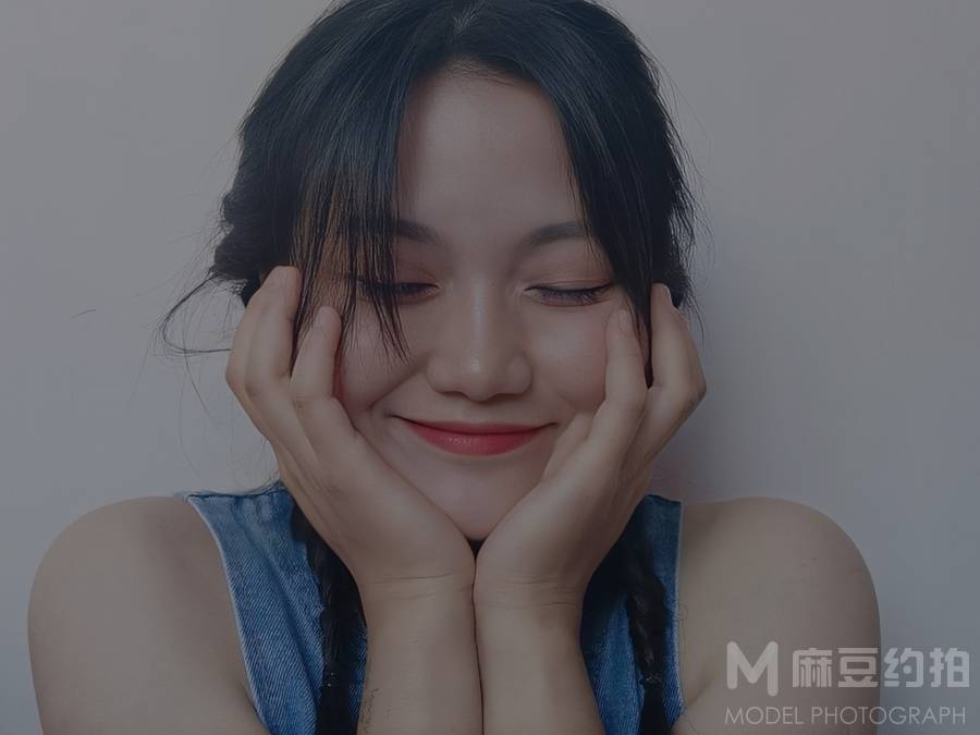 胶片模特