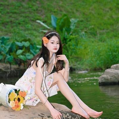 宝丽来模特