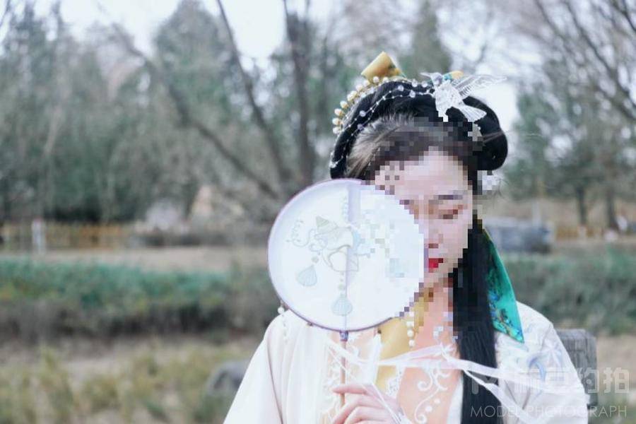 汉服模特