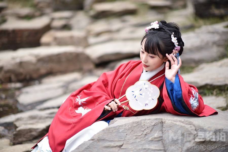 汉服模特