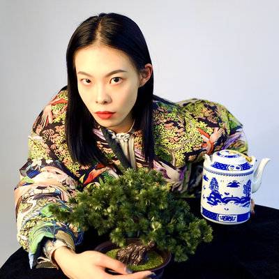 黑白模特
