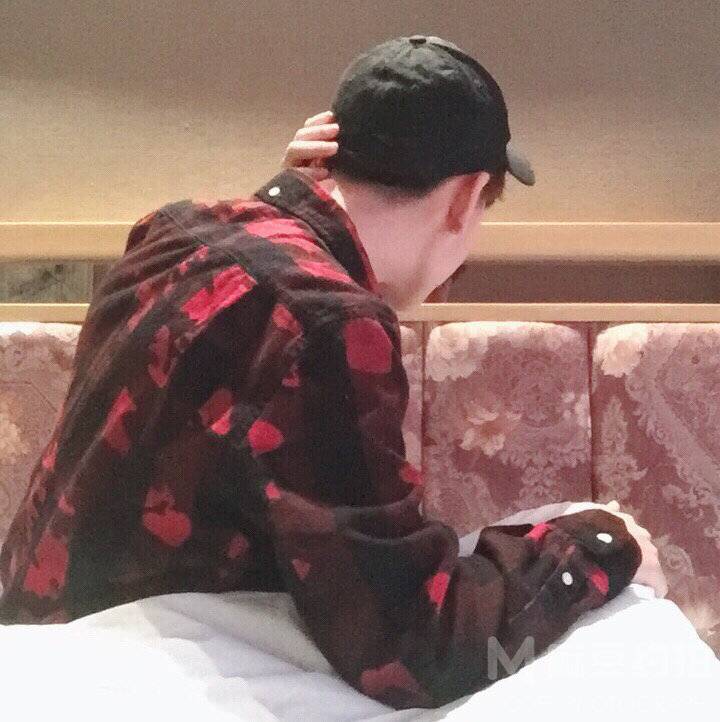 黑白模特