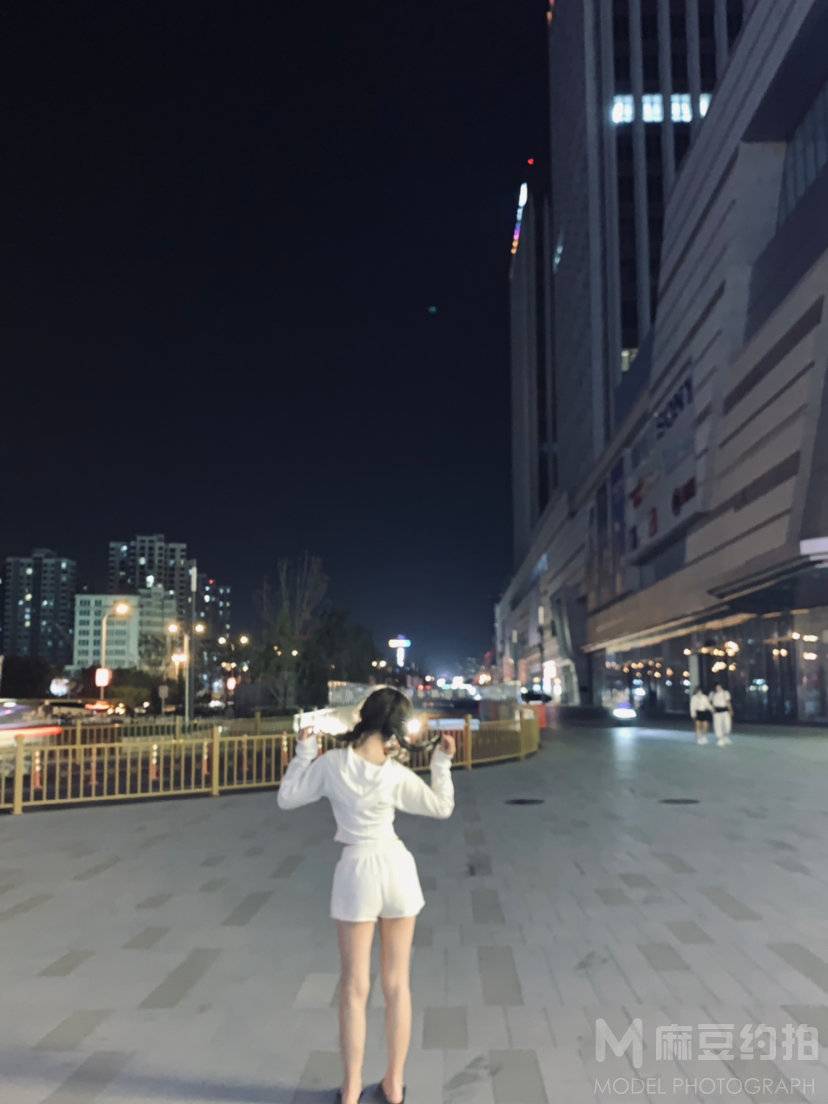 情侣模特