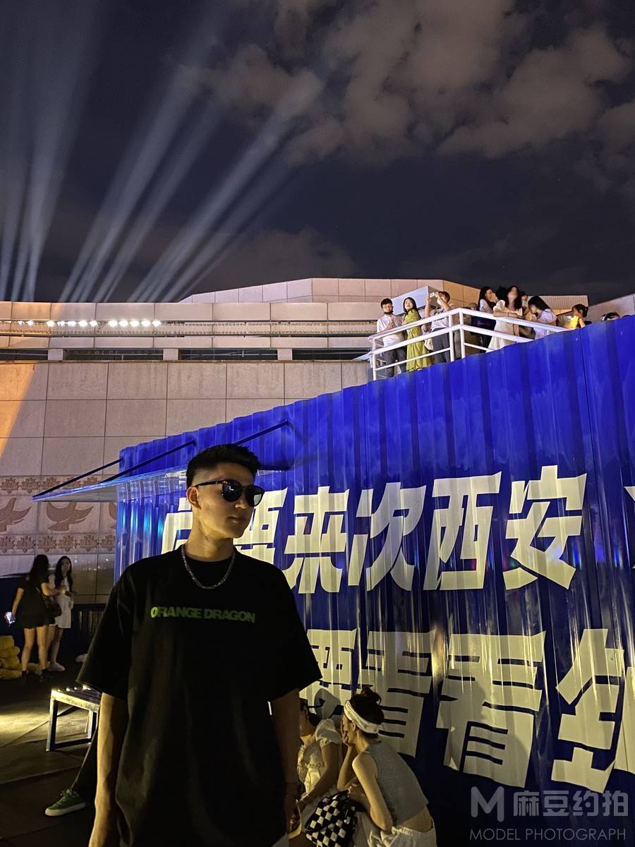 夜景模特