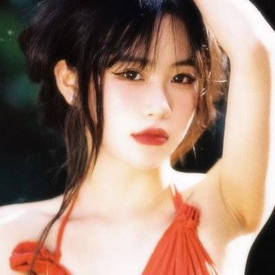 宝丽来模特