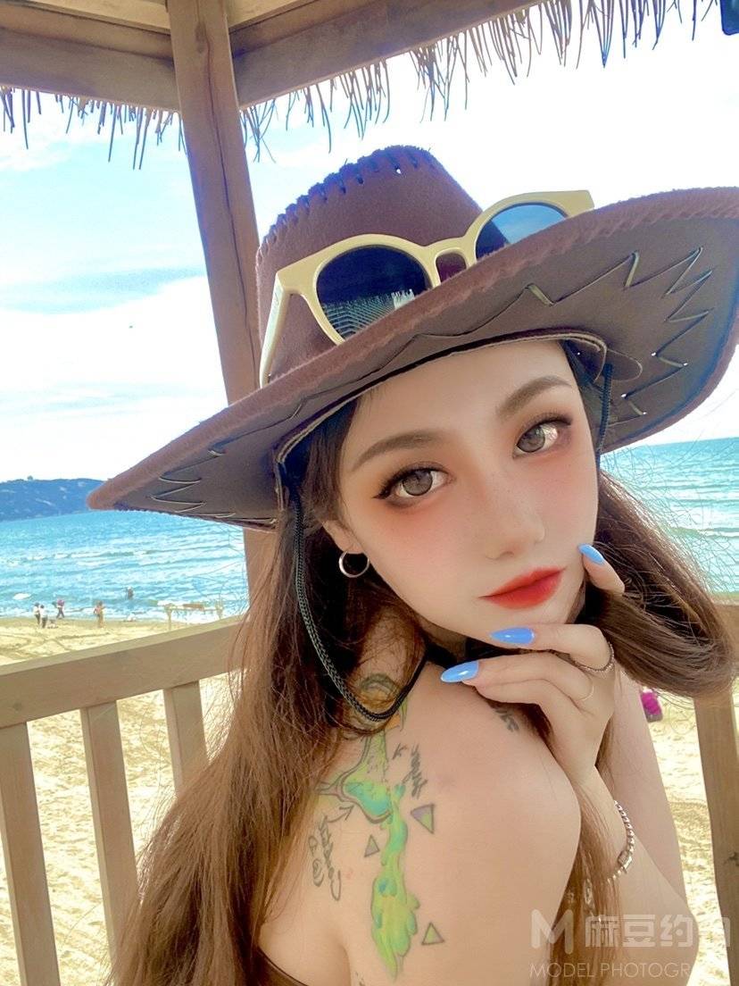 妆容模特