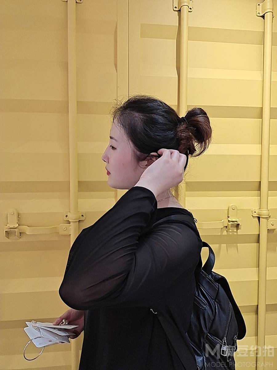 胶片模特
