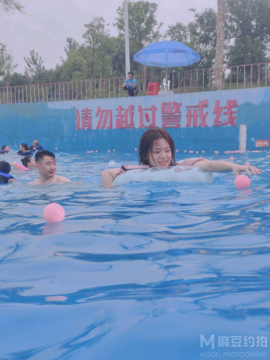 情侣模特