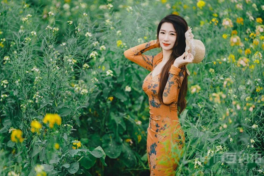 清新模特