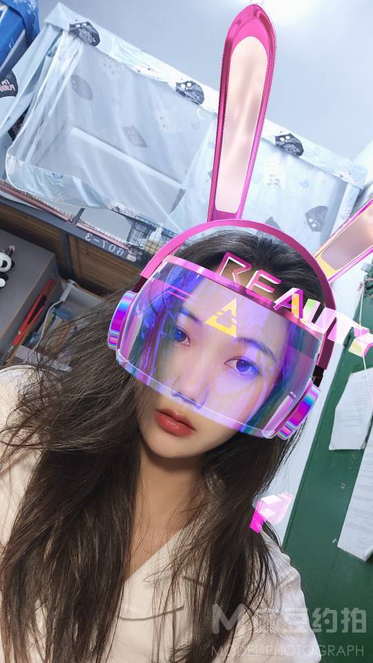 校园模特