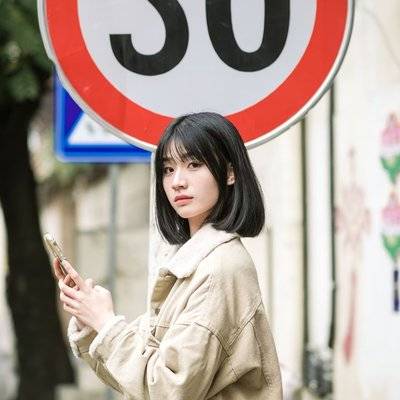 校园模特