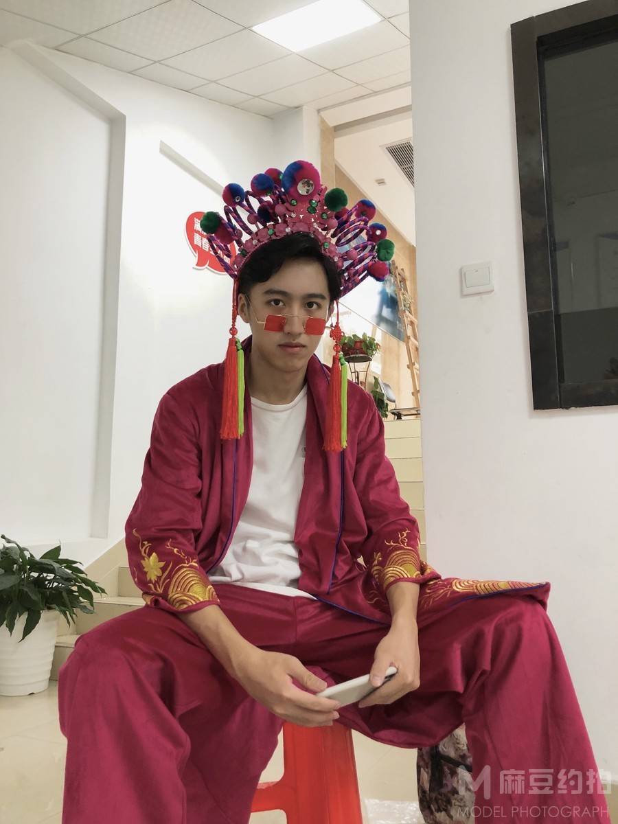 校园模特