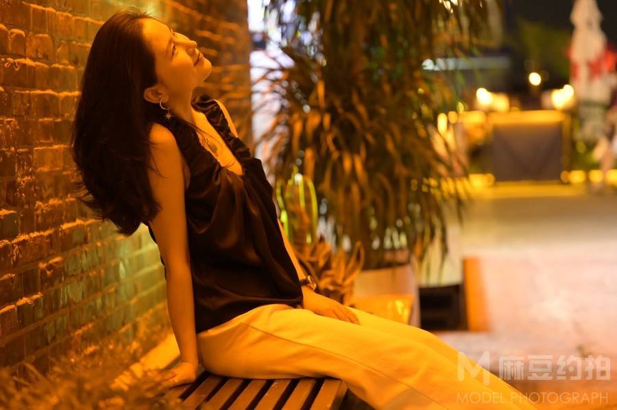 夜景模特