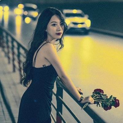 夜景模特