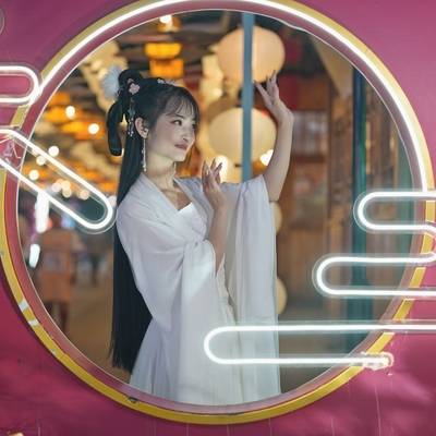 汉服模特