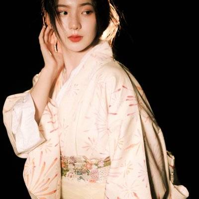 和服模特