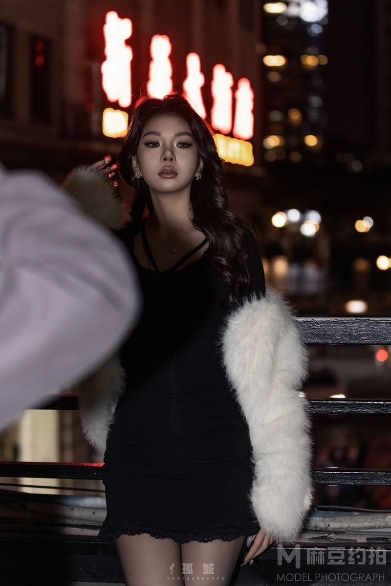 夜景模特