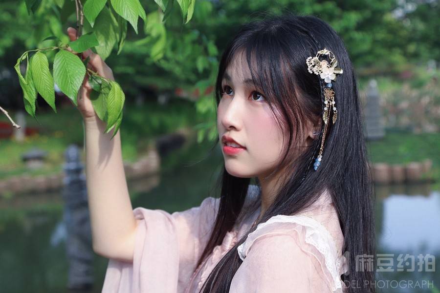 清新模特