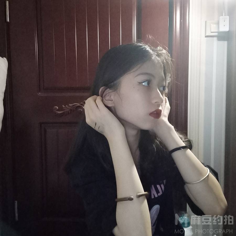 暗黑模特