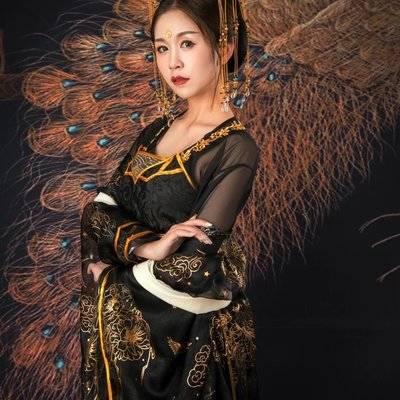黑白模特