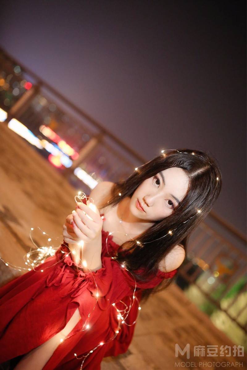 夜景模特