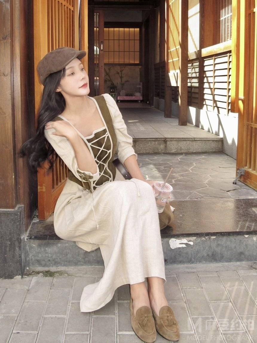 宝丽来模特