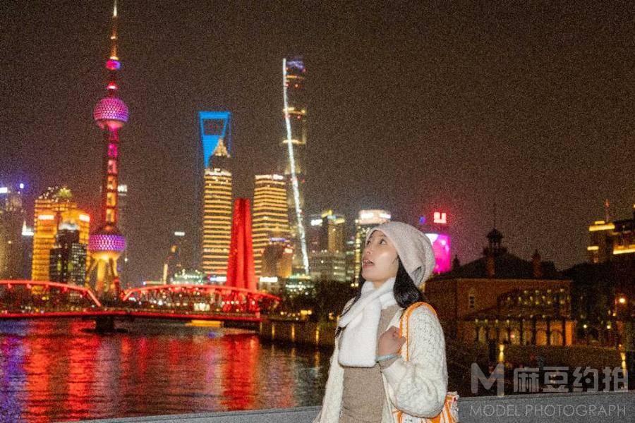 夜景模特