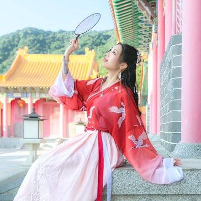 汉服模特