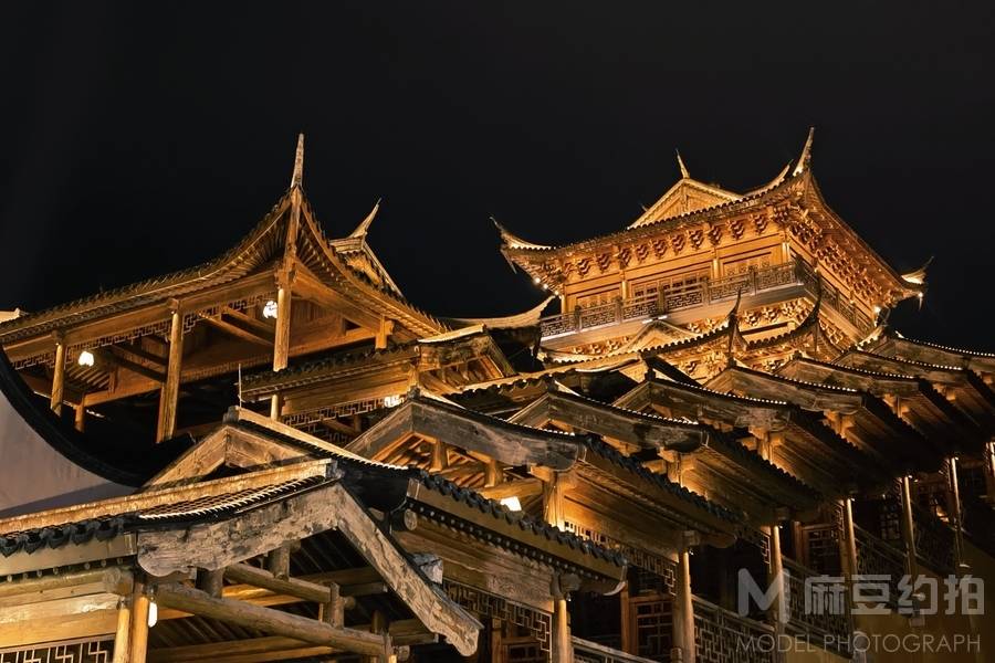 夜景模特