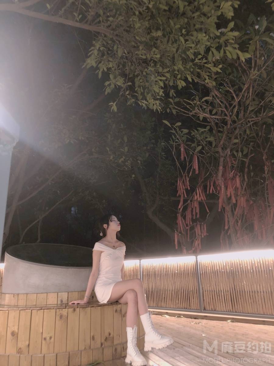 纪实模特