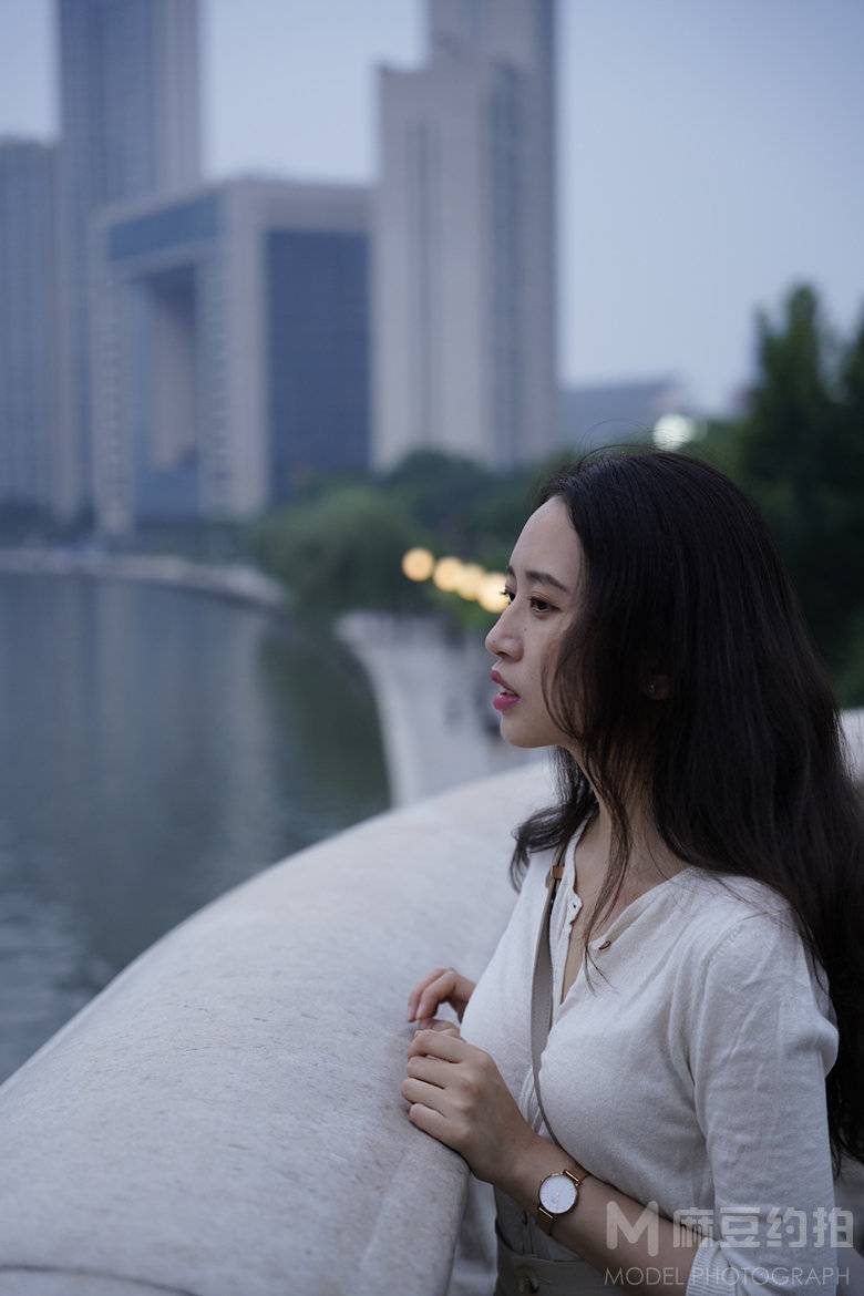 纪实模特